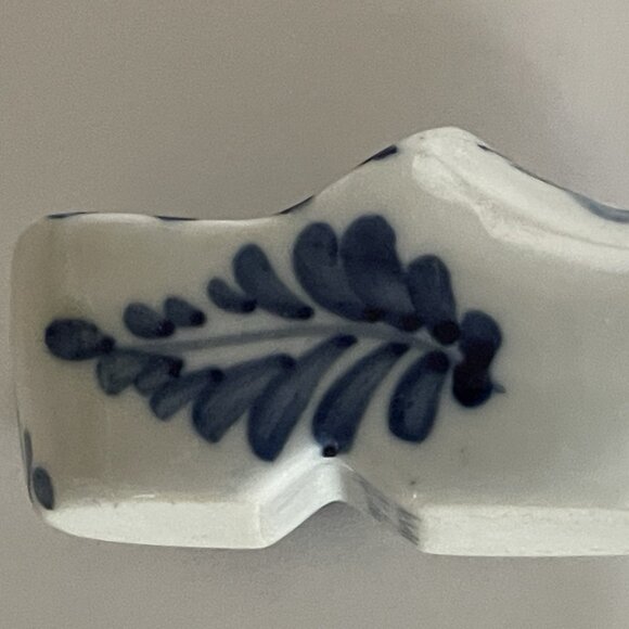 Delft Blue Mini Porcelain Clog Shoe Handpainted Home Decor - Picture 16 of 16